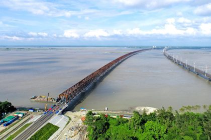 Bangladesh's largest Raiway bridge on the River Jamuna - Photo by Jamuna Railway Bridge Authority