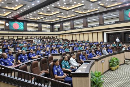 Senior police officers attended a meeting with Chief Adviser Muhammad Yunus on Monday-- PID photo