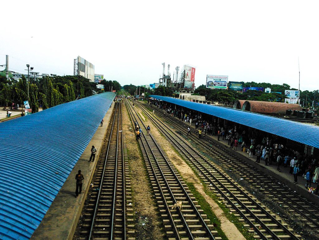 Police officer dies after being hit by train in Uttara