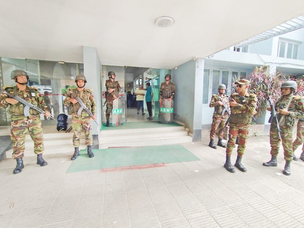 Protests keep Dhaka crippled