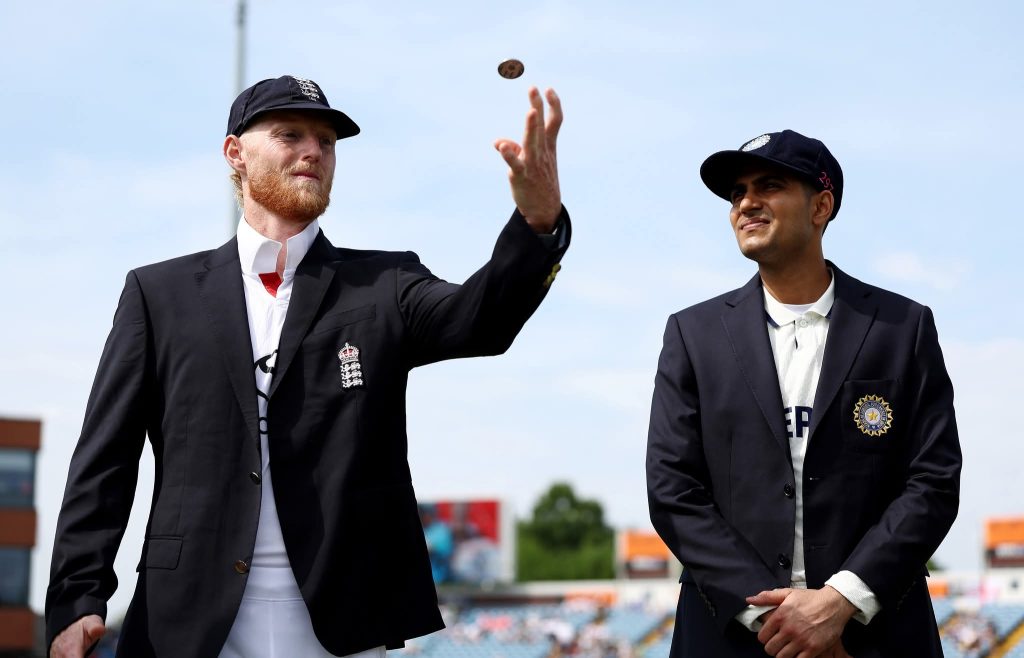 England bowl first in bright Leeds against India