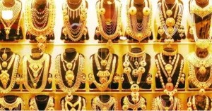 Gold prices drop