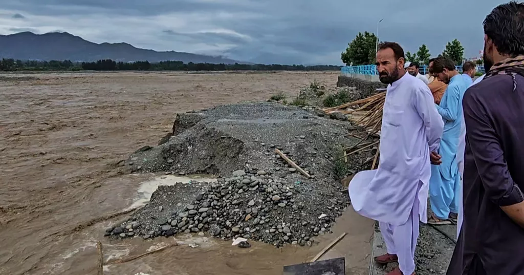 flash flood in pakistan