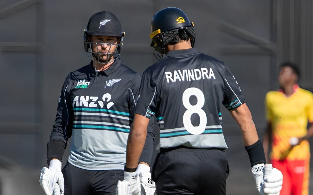 Henry and Conway lead New Zealand to dominant win over Zimbabwe