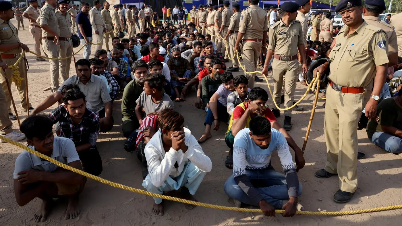 India expels Muslims