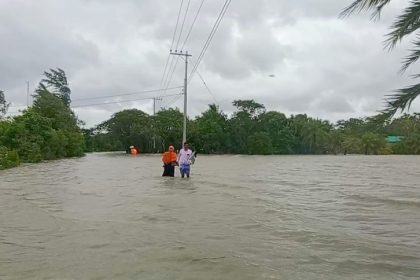 Tidal surge submerges Noakhali