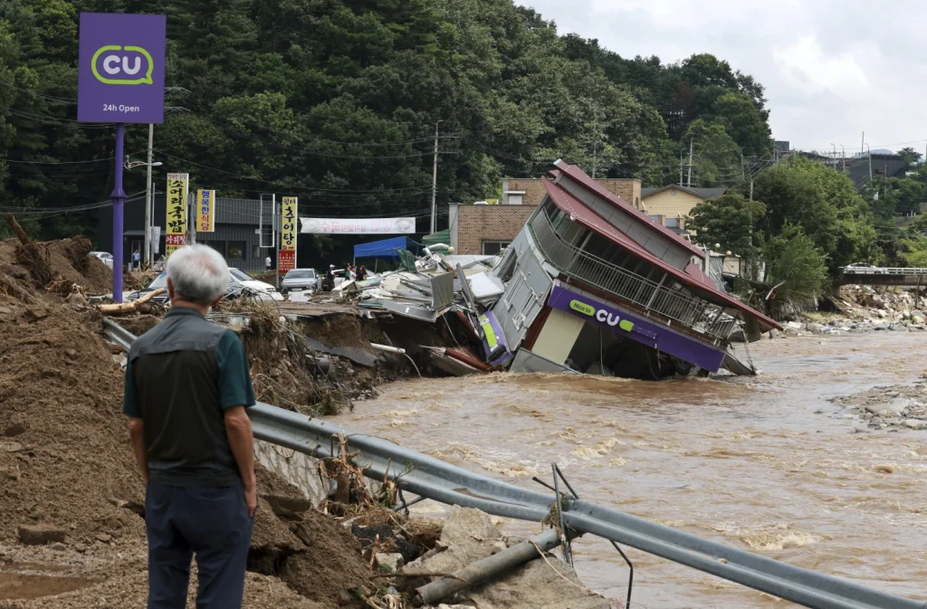 Death toll rises to 17 in South Korea, 11 still missing in heavy rains