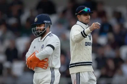 Shubman Gill pant