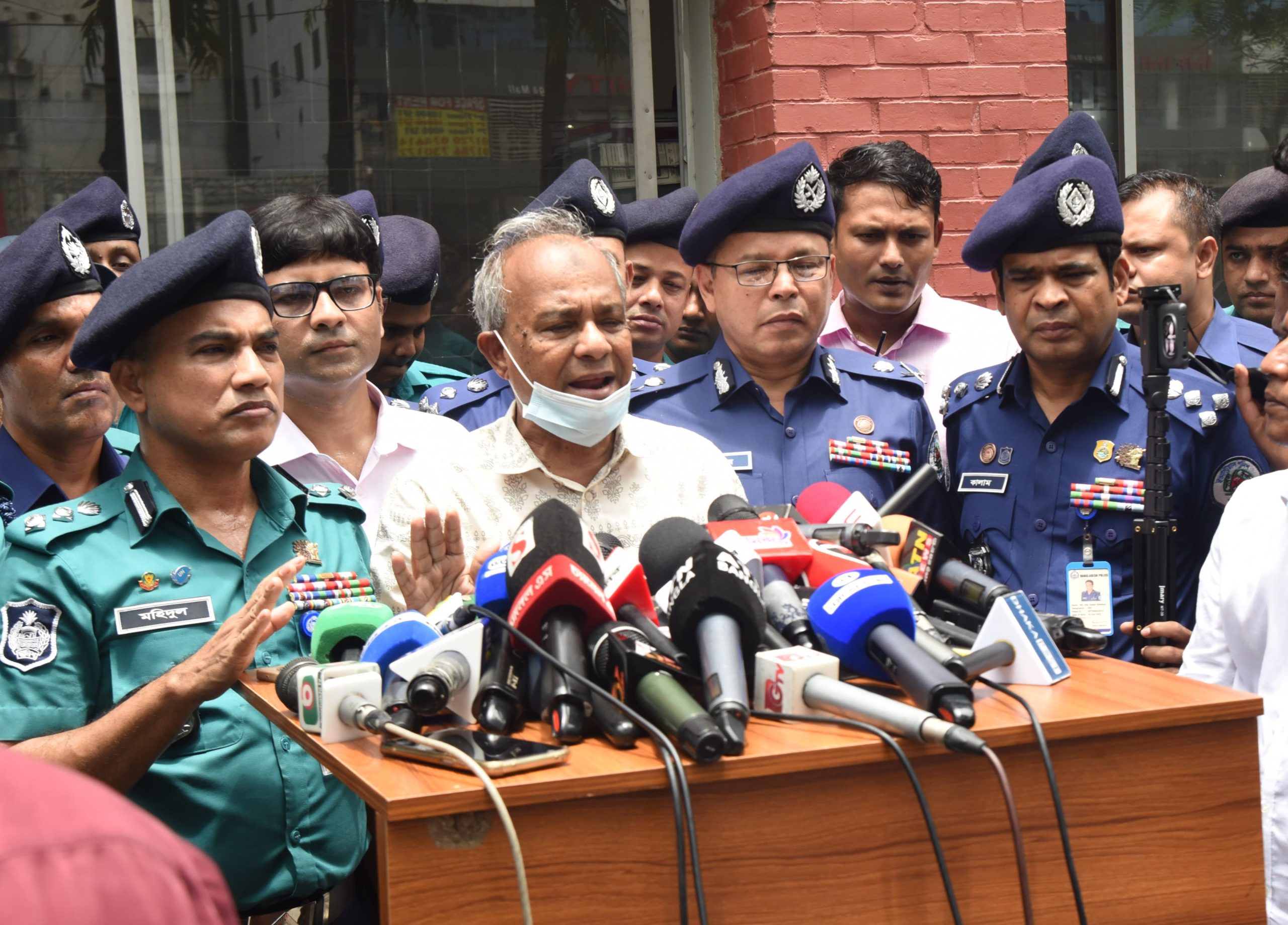 Mob violence perpetrators will not be spared: Home adviser