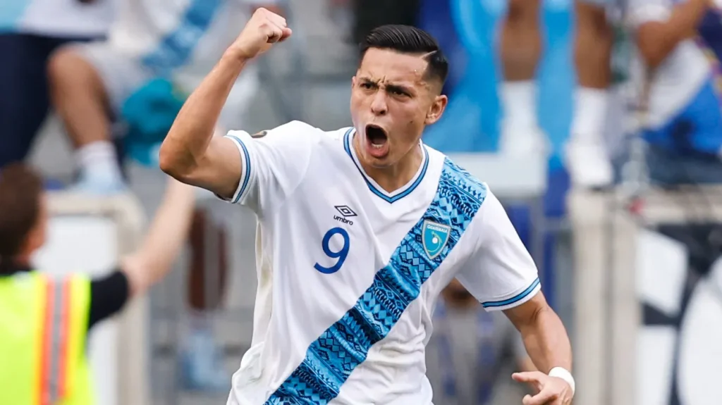 Rubio Rubin: Maradona’s advice guides Guatemala’s world cup dreams