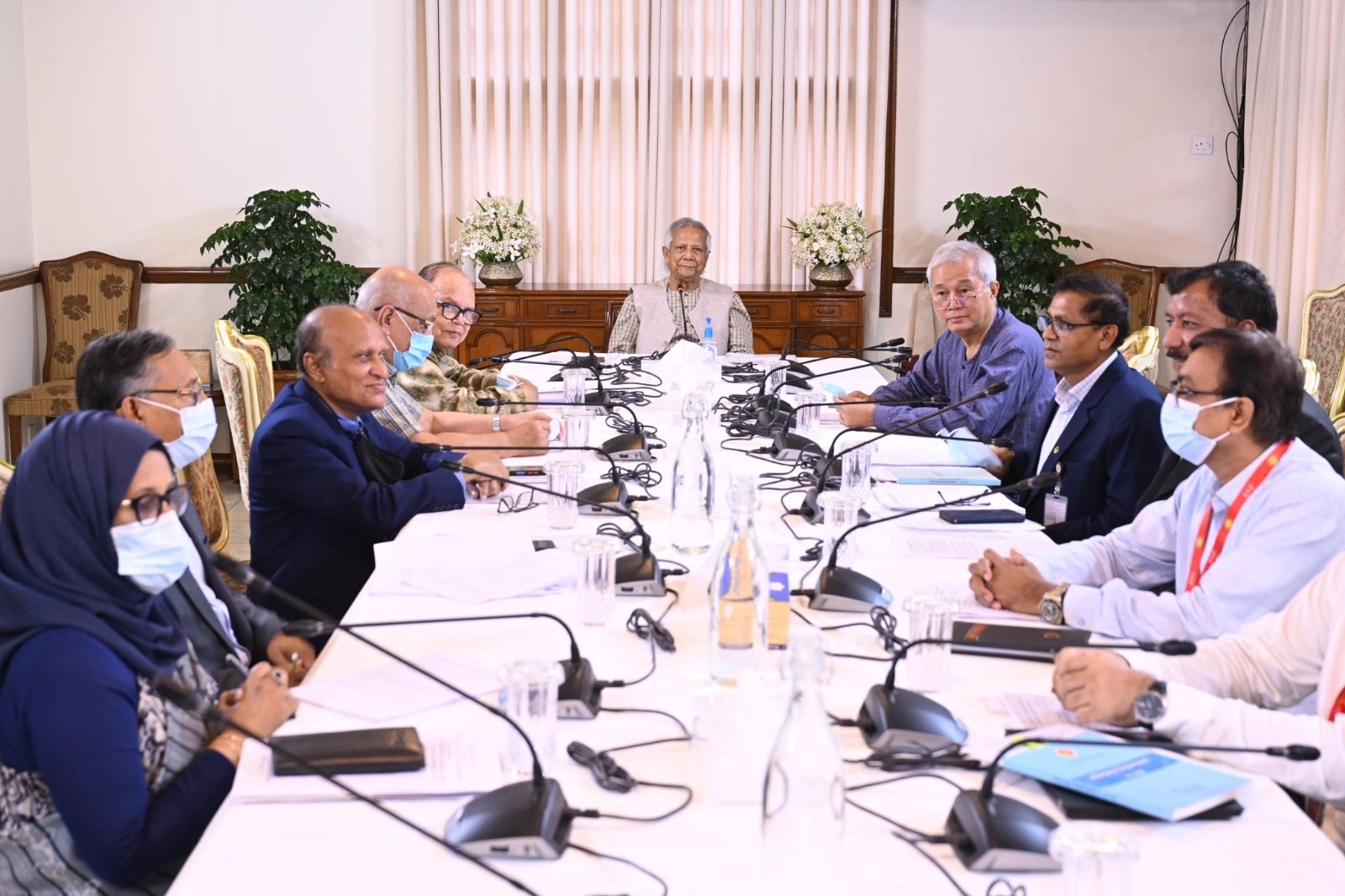 Yunus orders launch of e-learning in at least 100 CHT schools