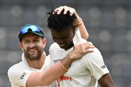 Zimbabwe bat first