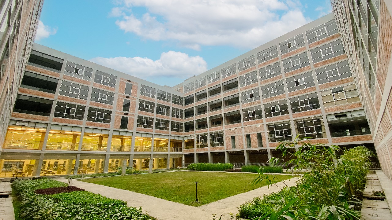 Haileybury school