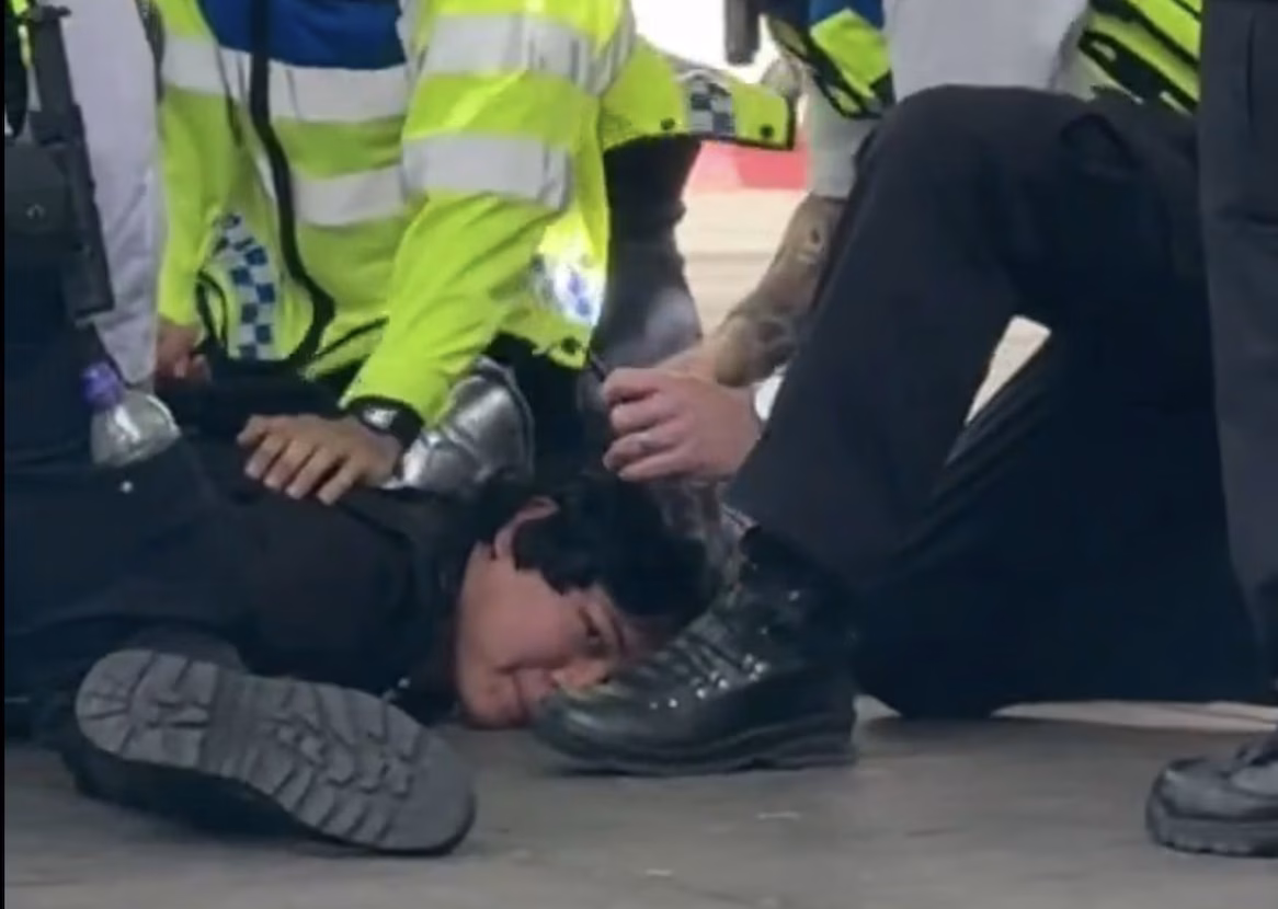 Armed man arrested near Stamford Bridge after Chelsea’s 2-0 win