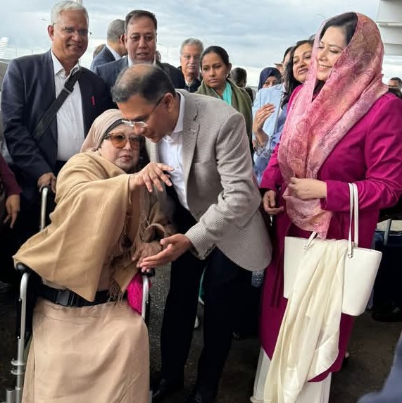 Family plans to take Khaleda Zia to London for treatment