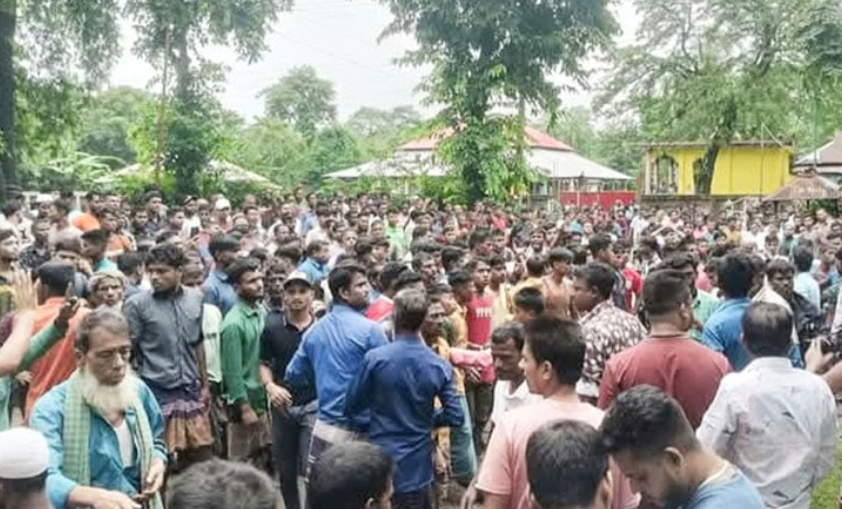 youths beaten to death