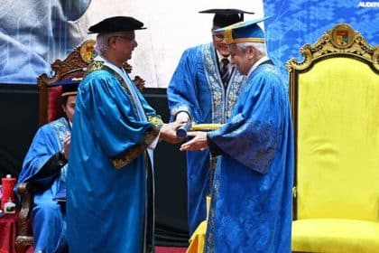 Yunus honorary doctorate
