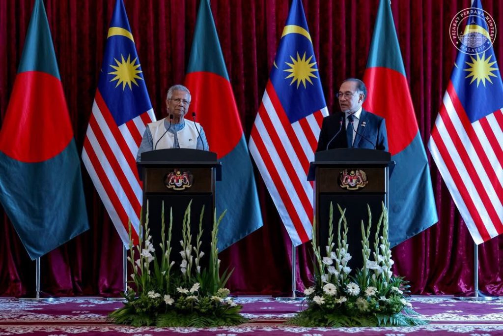 Yunus urges Malaysia