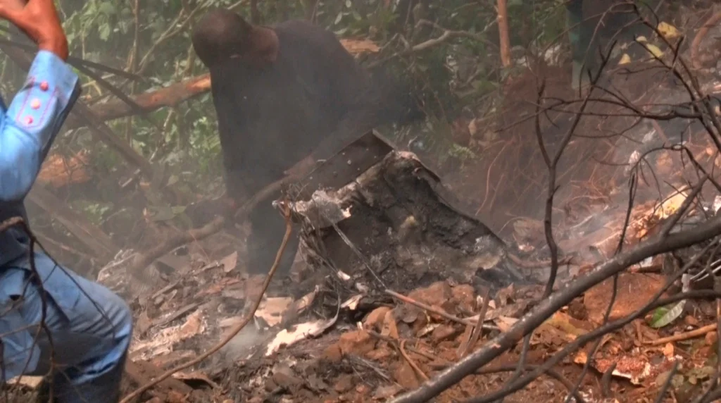 Helicopter crash in Ghana kills defense and environment ministers, 6 others Ghana Helicopter crashed