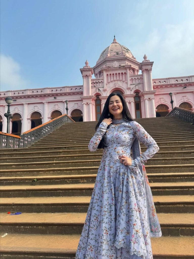 Meet Hania Aamir in Dhaka