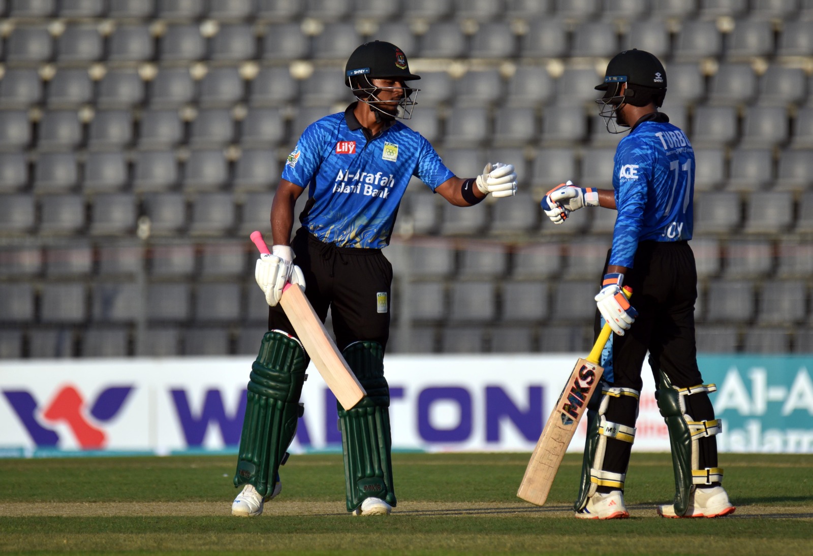 Joy and Dipu power Chattogram past Dhaka Metro with 19 balls to spare