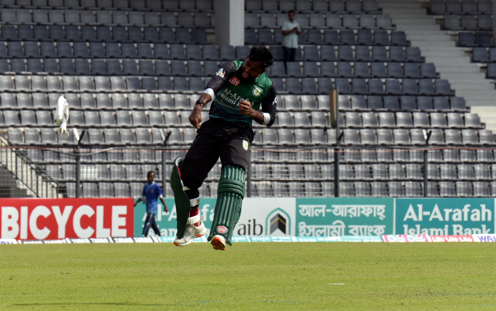 Sylhet claim thrilling 2-wicket win over Barishal