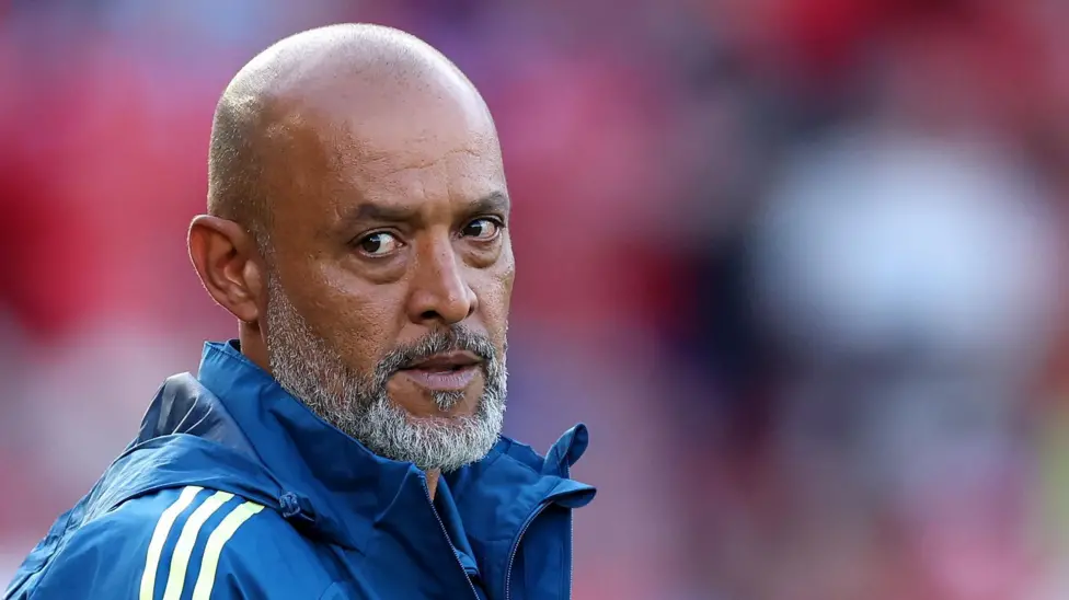 Forest sack Nuno despite record run last season