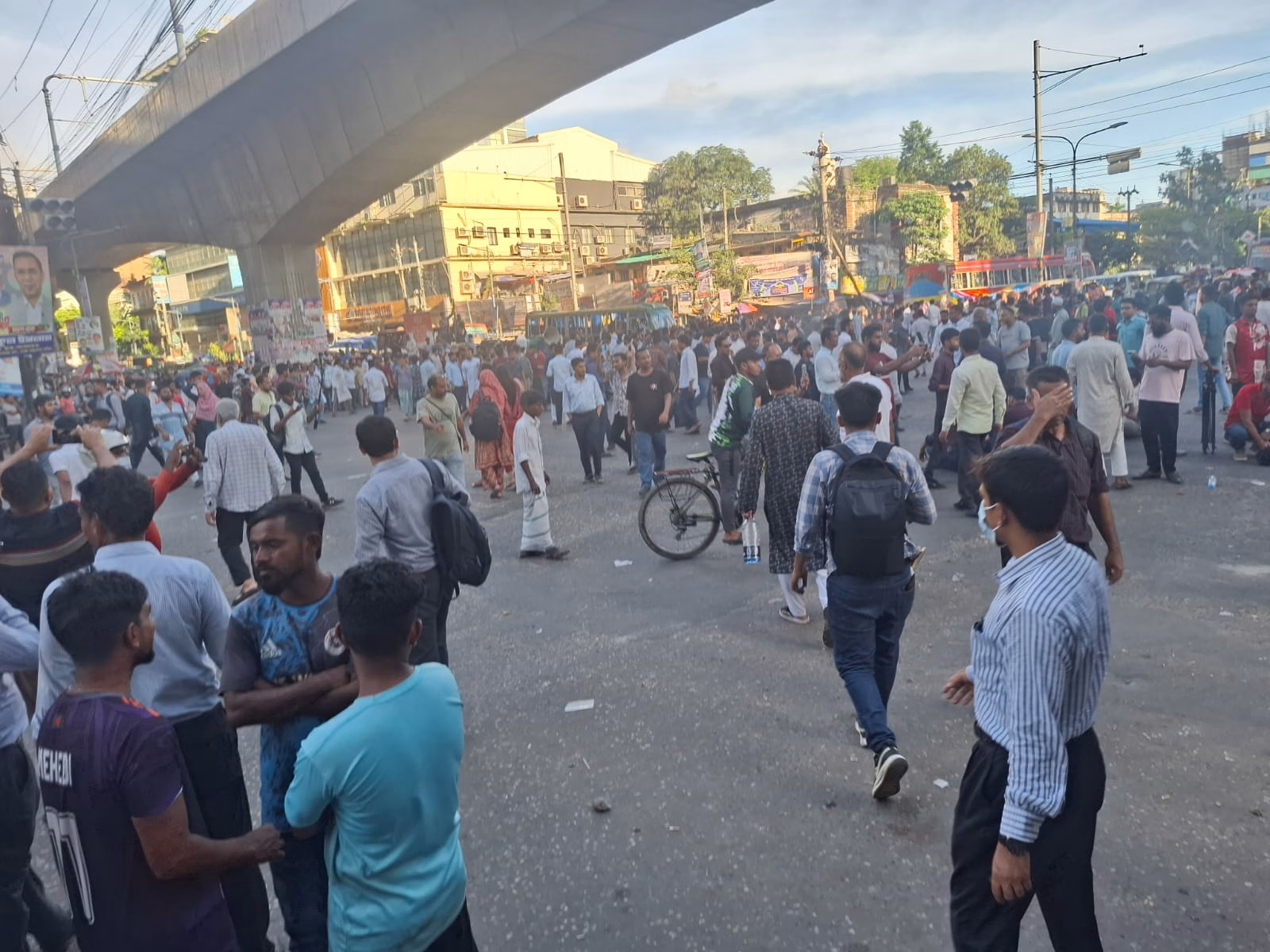 Gono Odhikar Parishad blocks Paltan intersection