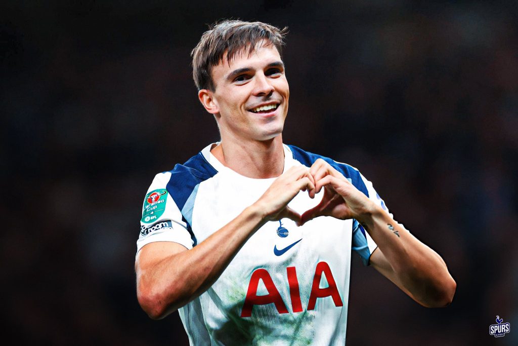 Palhinha wonder strike rescues Spurs against resilient Wolves