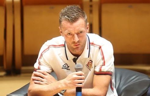 Jamie Vardy fires back at critics during Cremonese unveiling