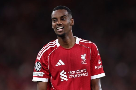 Howe urges patience as Newcastle adjust after Isak exit