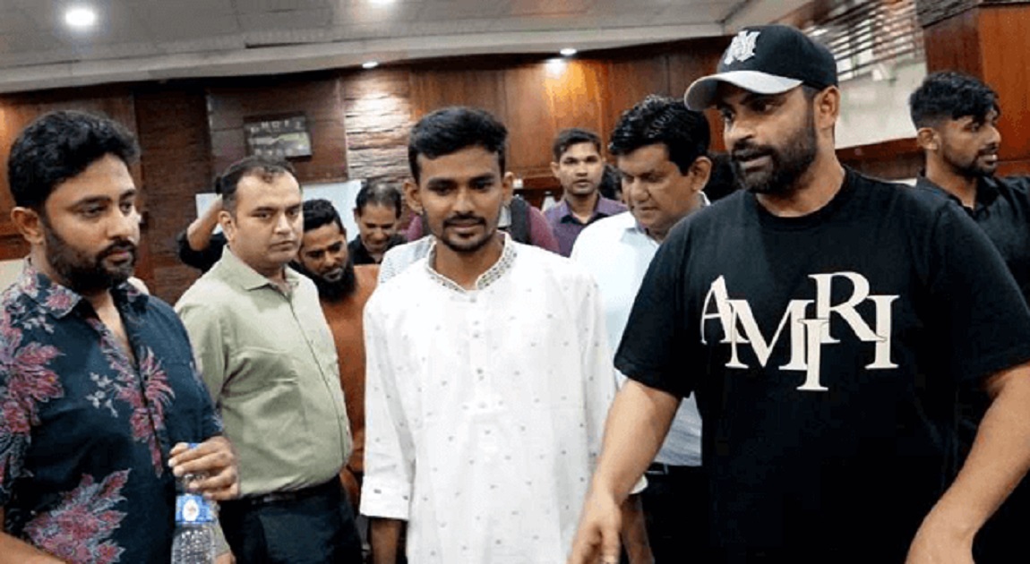 Sports adviser doubts Tamim’s awareness of ‘criminal activities’ in his name