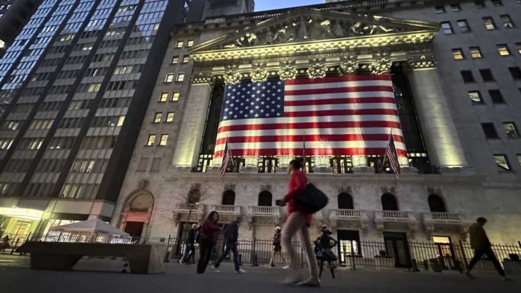 Wall Street bounces back after 3-day losing streak