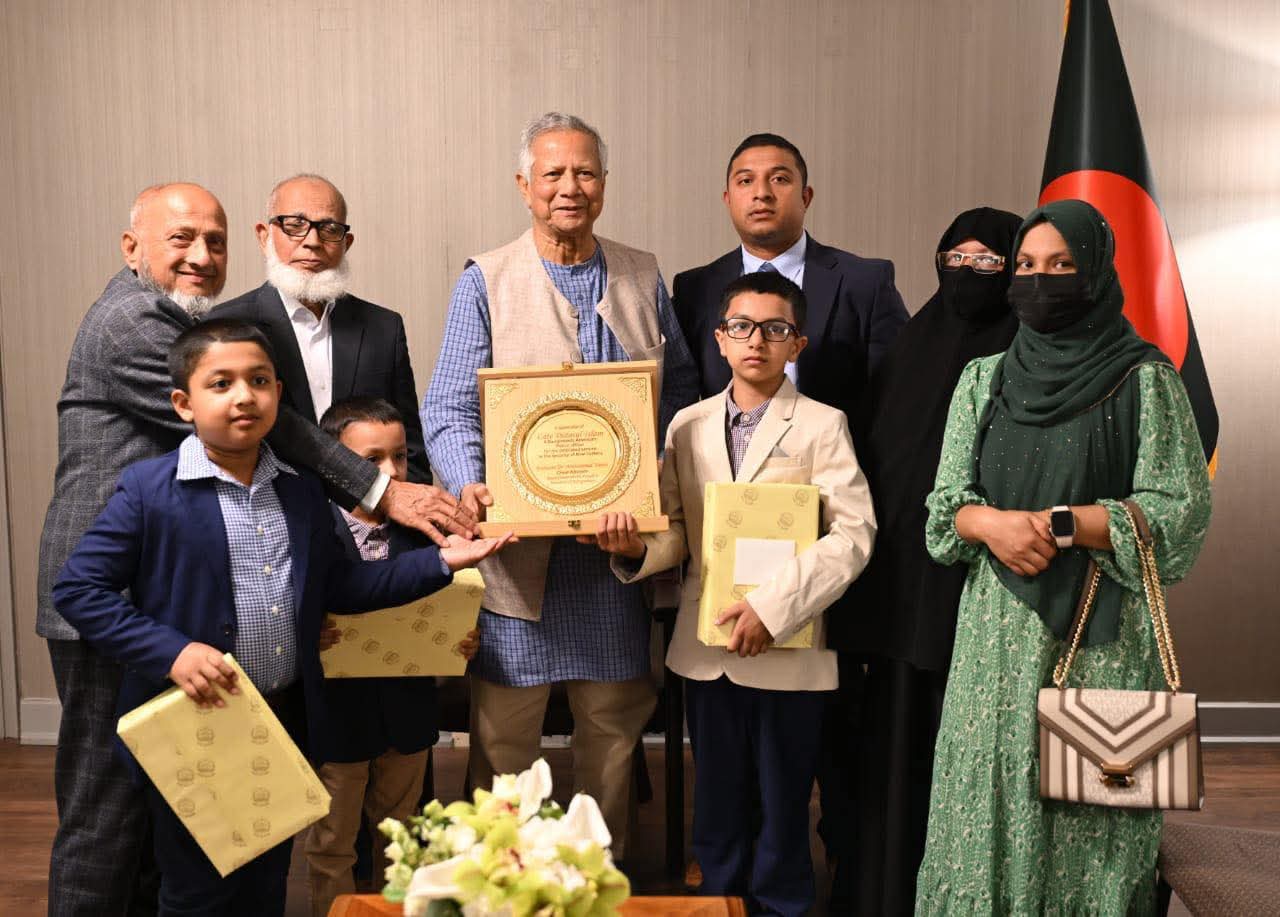 Yunus meets family of Bangladeshi-origin NYPD officer killed in shooting