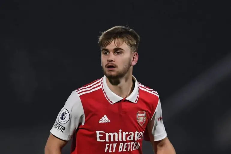 Former Arsenal academy forward Billy Vigar dies aged 21 after sustaining brain injury during match
