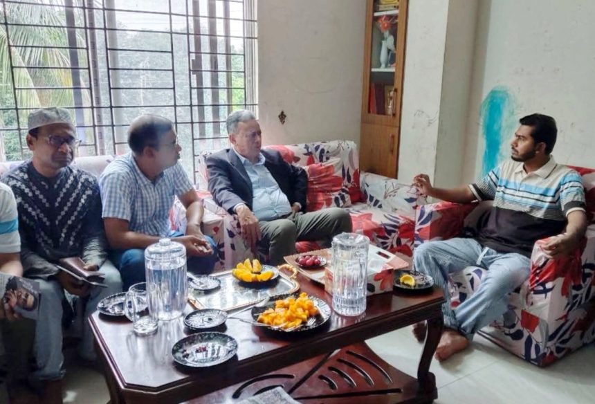 Instability won’t end until political govt established: Amir Khosru