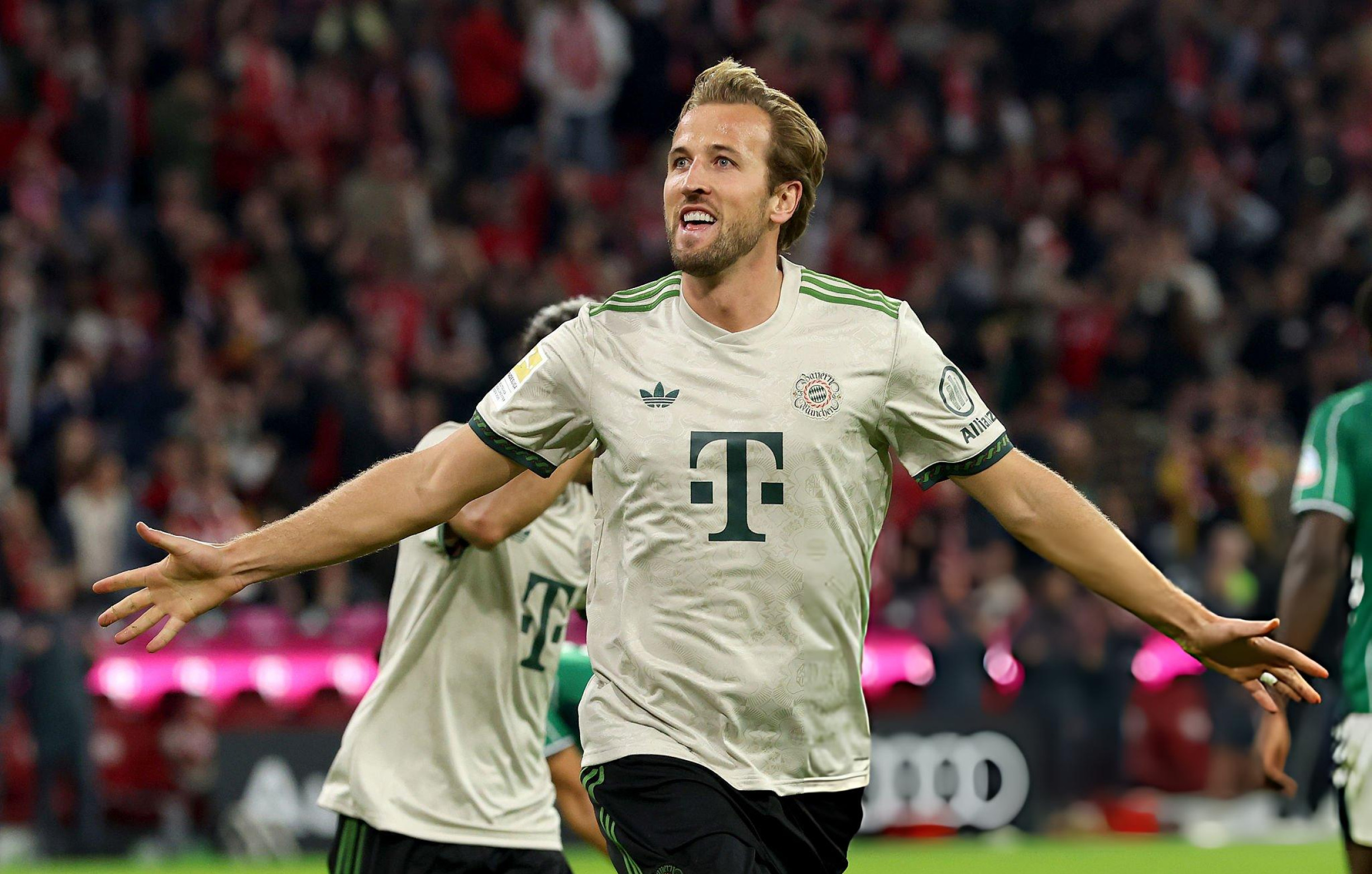 Kane surpasses Ronaldo and Haaland with record-breaking 100th goal for Bayern
