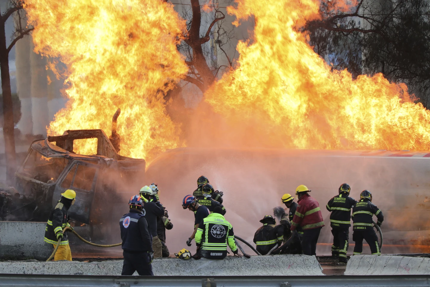 Three killed, 70 injured in gas tanker explosion in Mexico