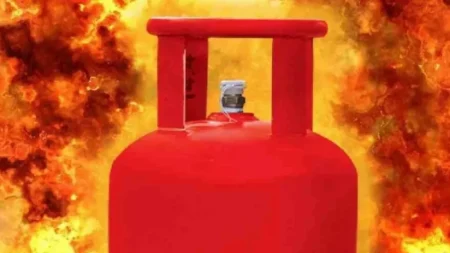 LPG cylinder shortage hits Rajshahi gas cylinder blast