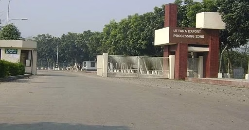 EPZ workers-police clash leaves 2 dead, 15 injured in Nilphamari