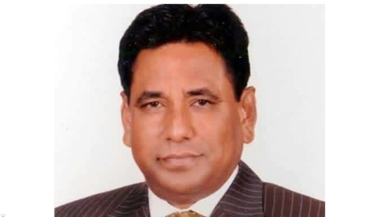 Journo Azhar Ali put on remand after arrest
