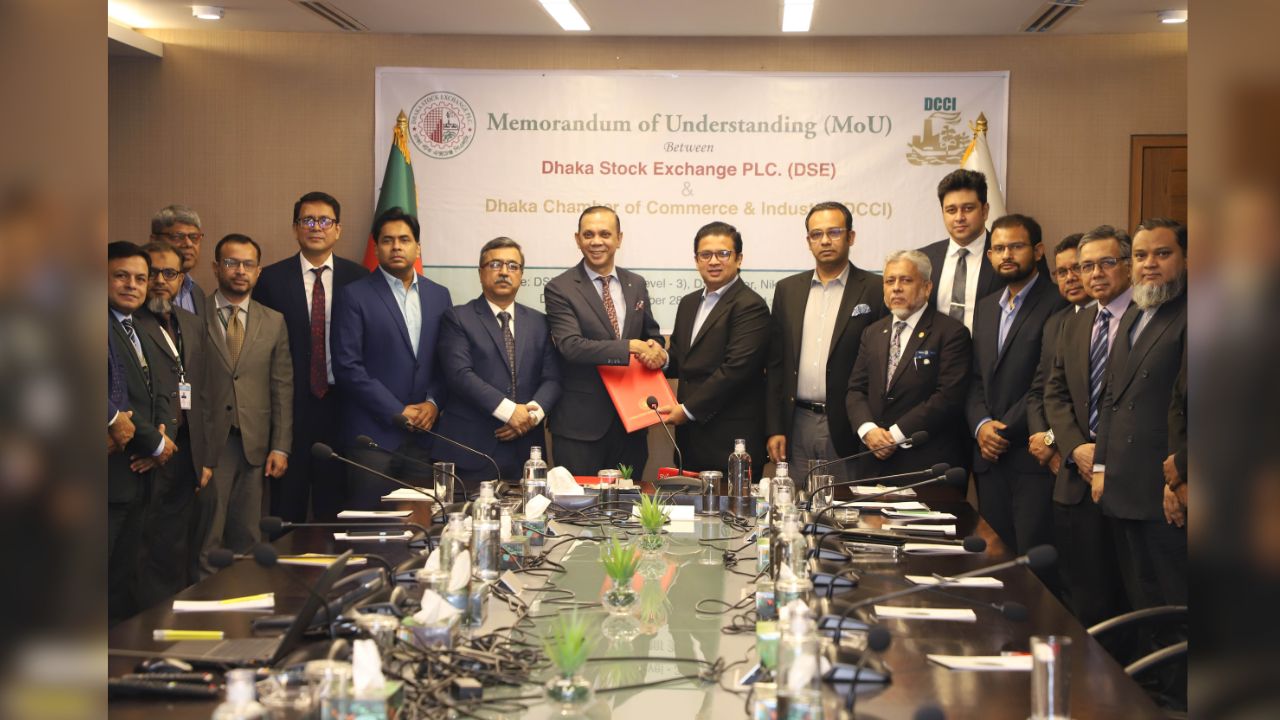 DCCI and DSE sign MoU to boost SME’s capital market access