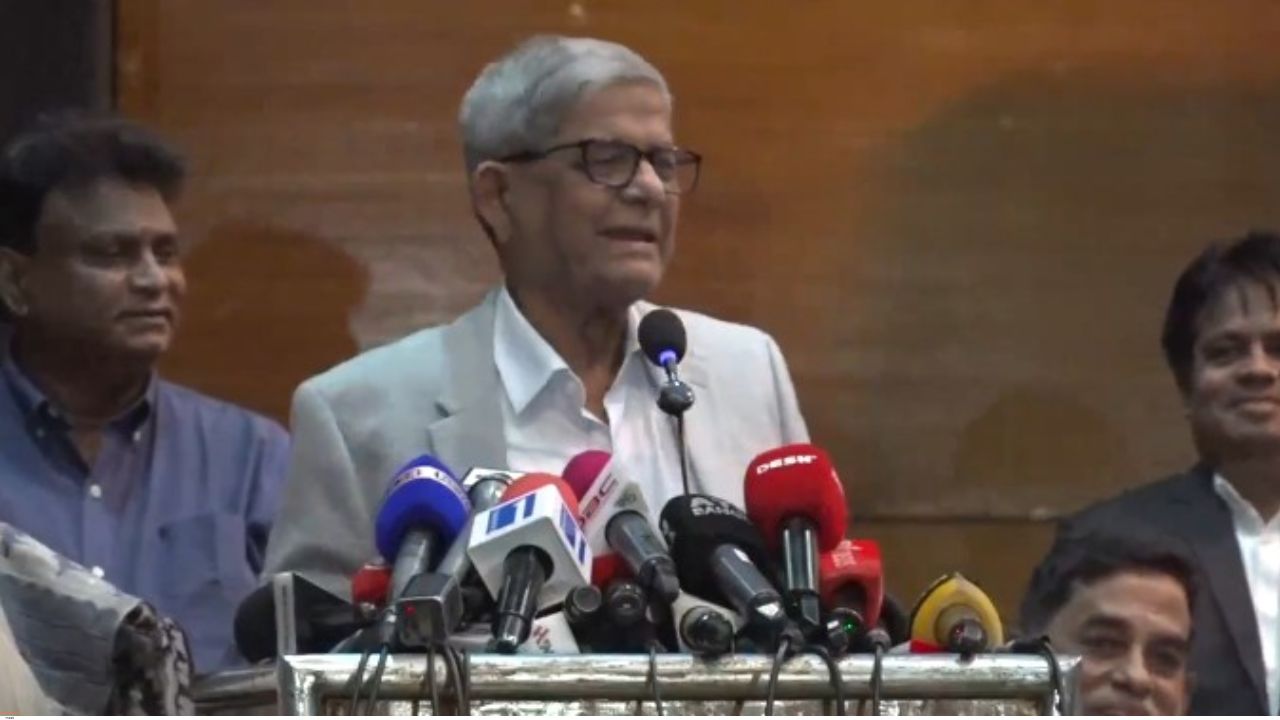 Politicians losing unity after mass uprising: Fakhrul