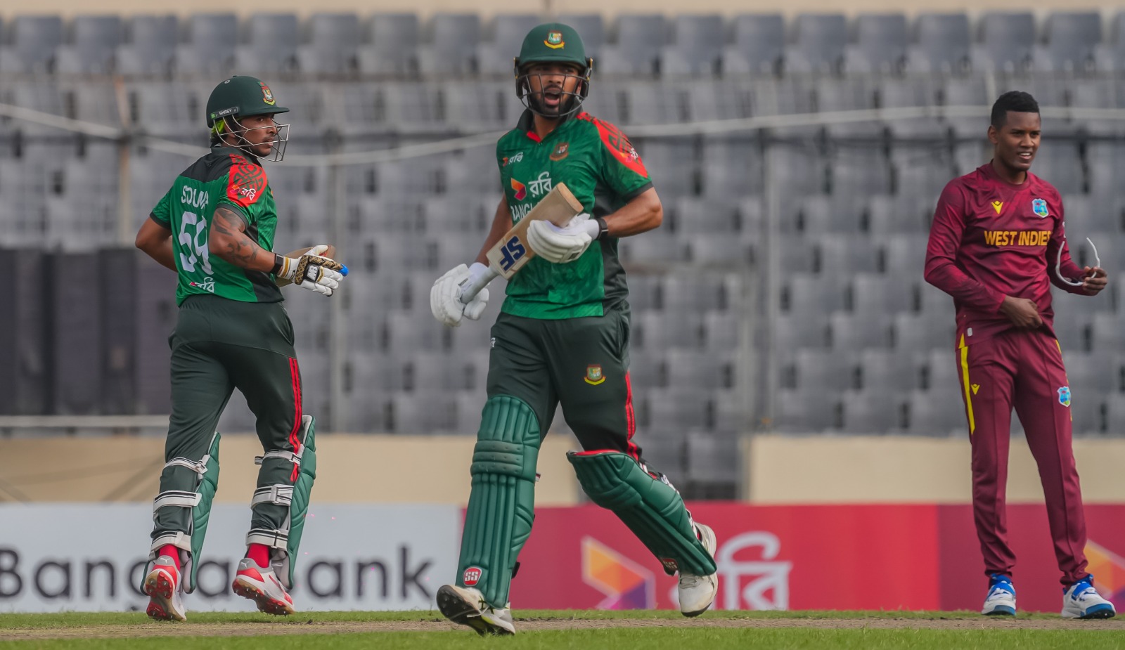Saif and Soumya impress with 100-run opening stand on turning pitch in Mirpur