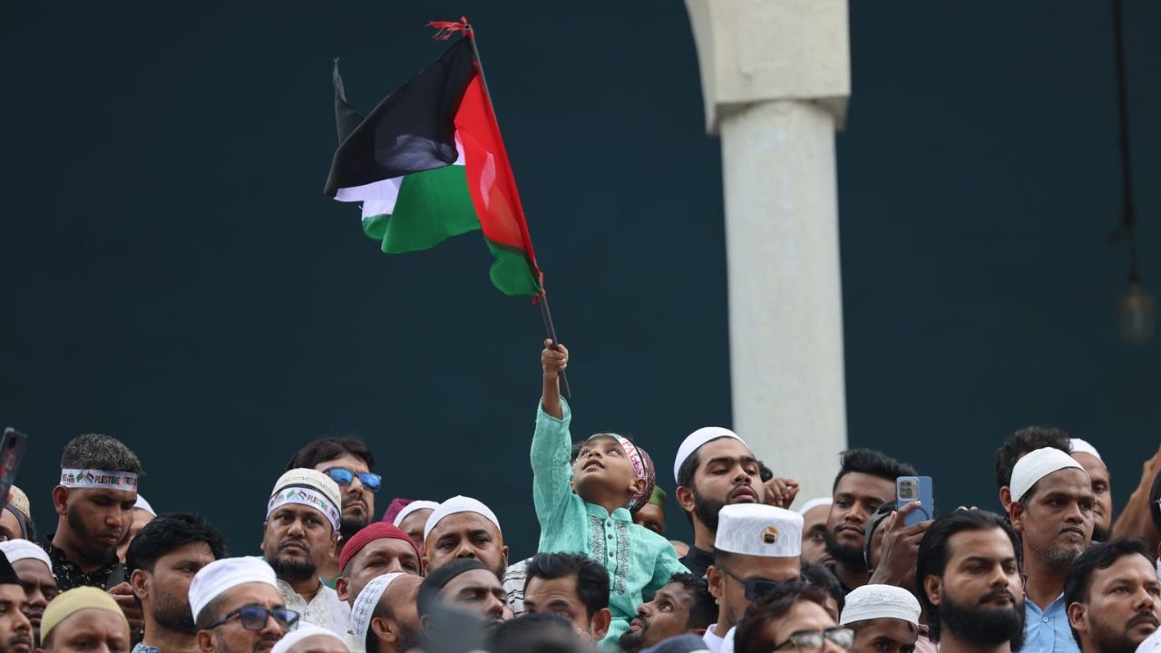 Jamaat rally denounces Israel’s blockade of Sumud flotilla