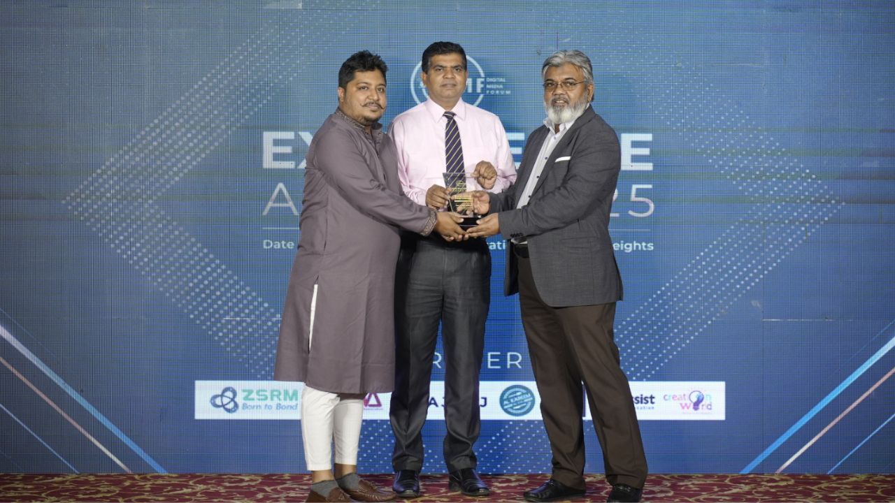 Journalist Shawon Solaiman receives Digital Excellence Award 2025