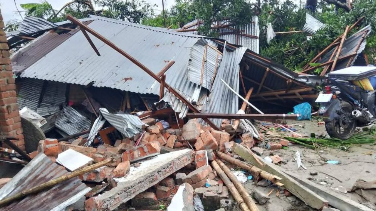 Storm affects thousands in Nilphamari, Rangpur, 30 injured