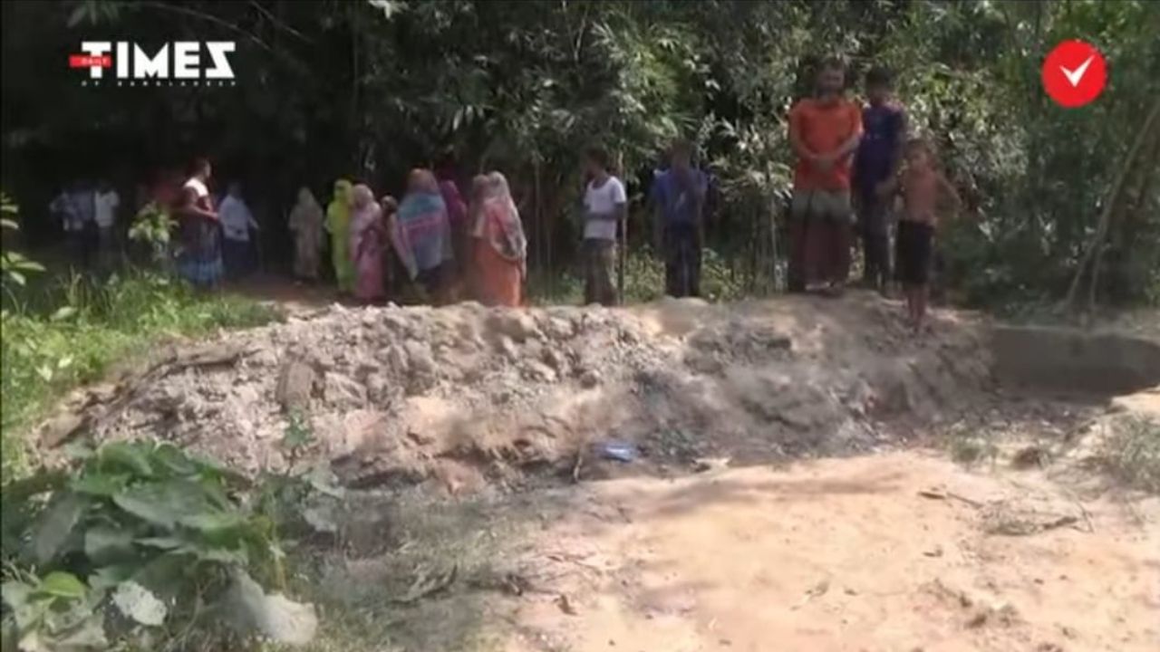 Locals don’t order tea, so seller maroons entire village