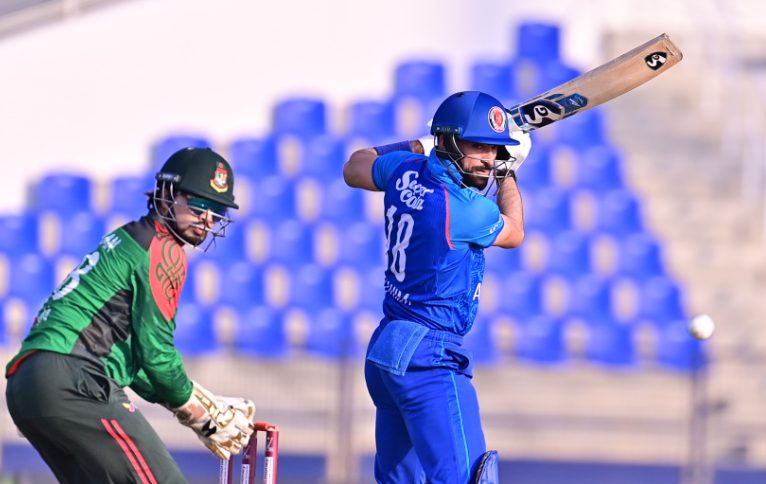 Bangladesh face target of 294 after Zadran and Nabi fire for Afghanistan