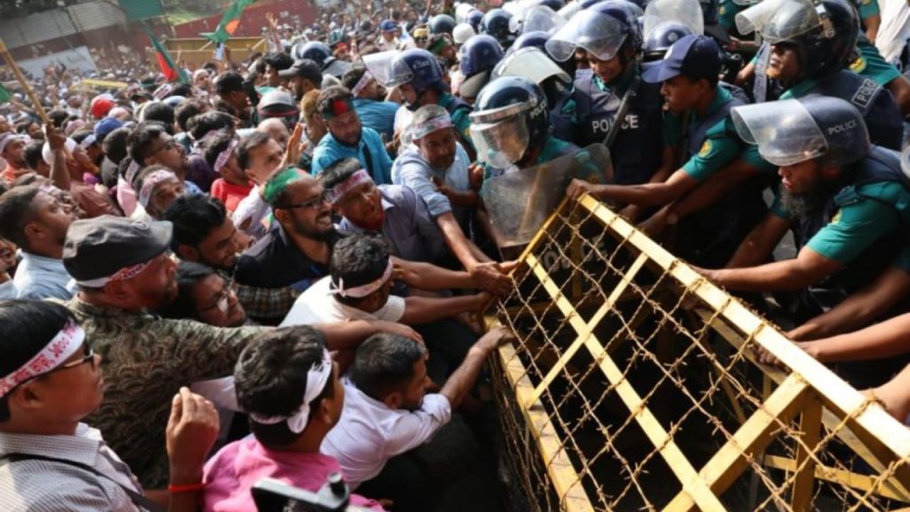 teachers block Shahbagh